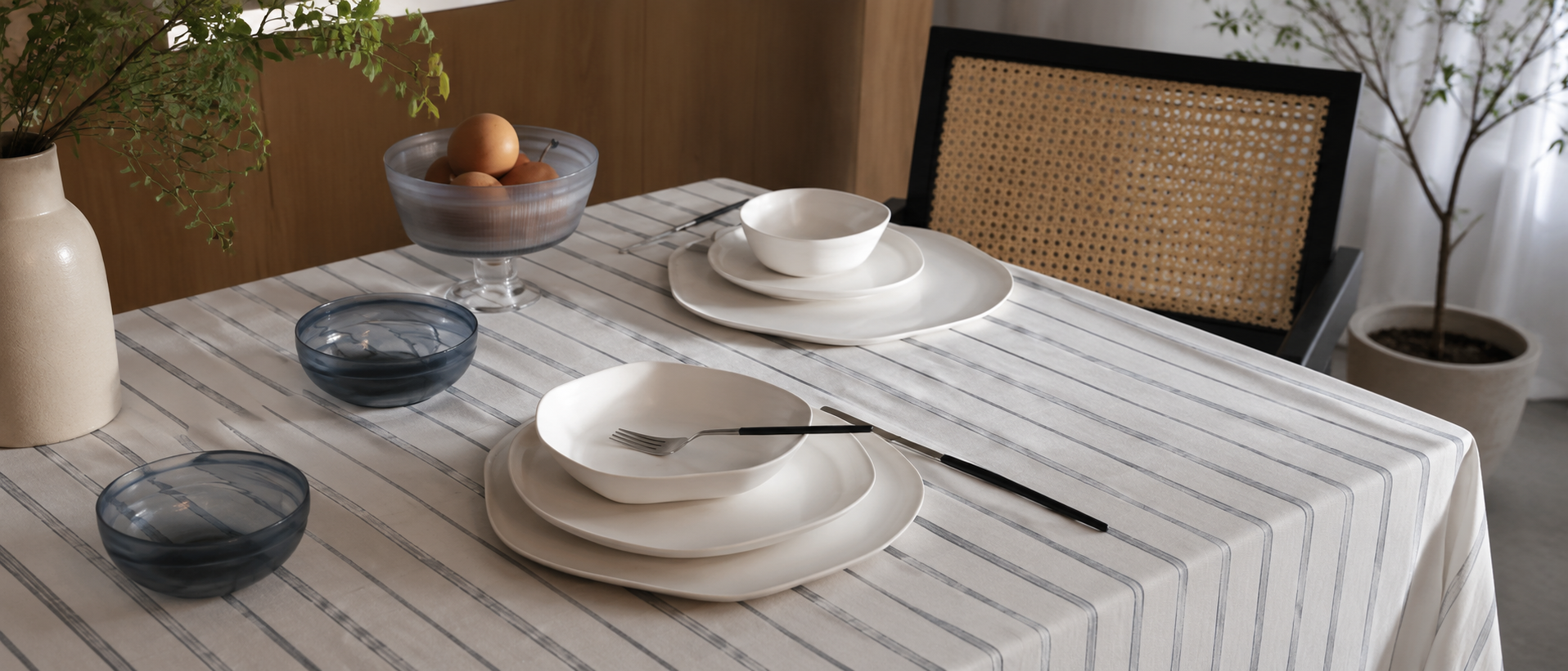 Dinner plates for everyday dining